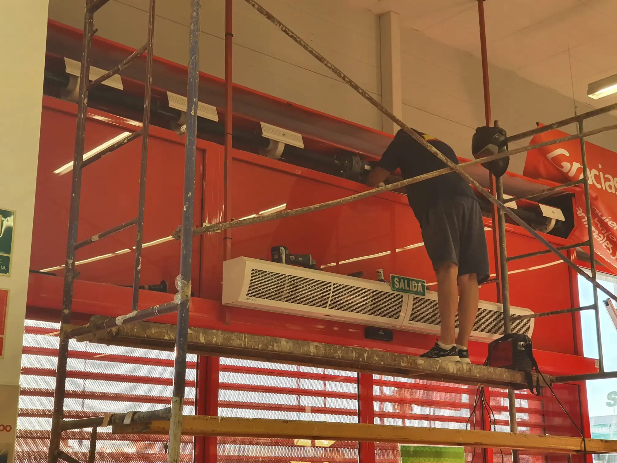 instalacion de puertas automaticas Jumilla